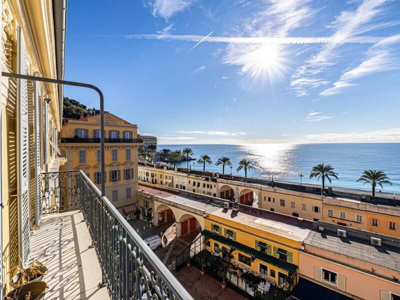 Maison à louer, 161m², NICE