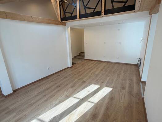 Immeuble à vendre 210 000 € 240 m² Val de Briey 54150