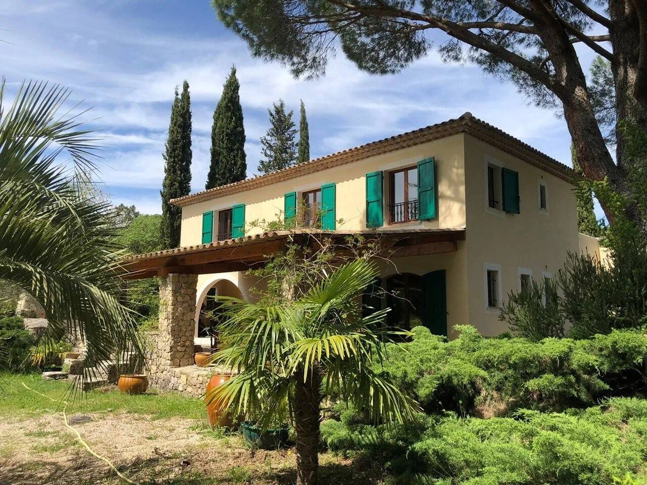 Maison à vendre, 180m², BAGNOLS EN FORET