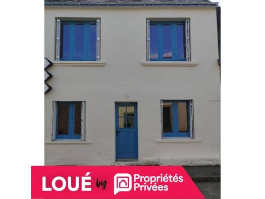 Maison à louer 555 € 3 pièces 2 chambres 55 m² 200 m² de terrain Langonnet 56630