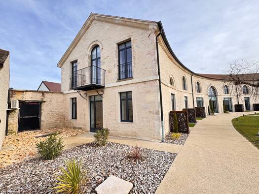 Appartement à vendre - Première occupation 169 000 € 1 pièce 35 m² RDC Porte de Beaune Beaune 21200