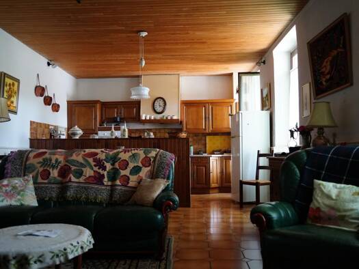 Maison de ville à vendre 150 000 € 5 pièces 4 chambres 124 m² 85 m² de terrain Durban-Corbières 11360