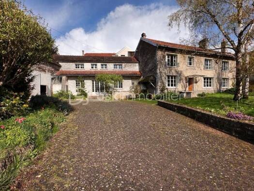 Maison à vendre 127 500 € 5 pièces 3 chambres 171 m² 852 m² de terrain Tronchoy 89700