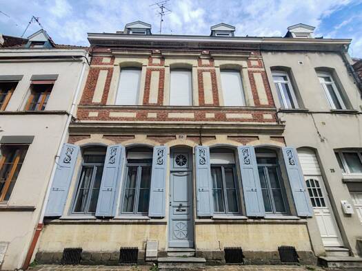 Maison à vendre 273 000 € 7 pièces 4 chambres 130 m² Valenciennes 59300