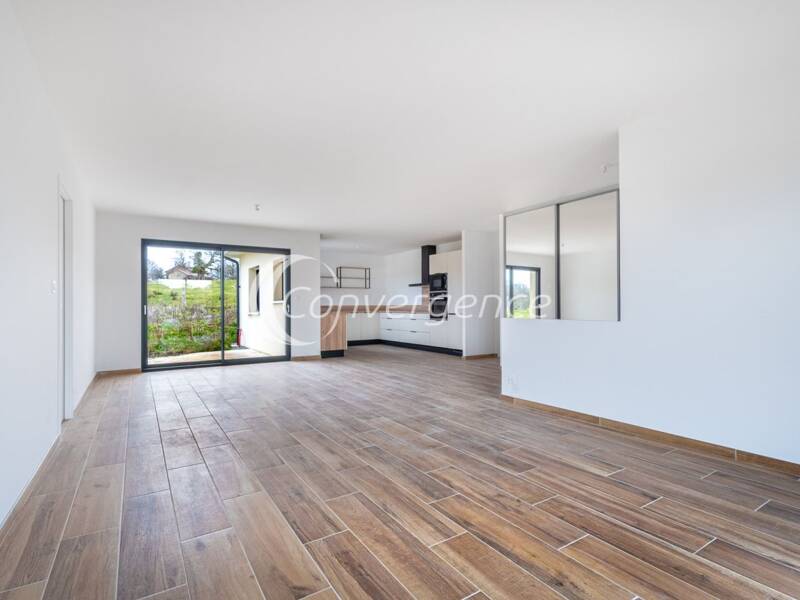 Maison à vendre, 132m², PEYRILHAC