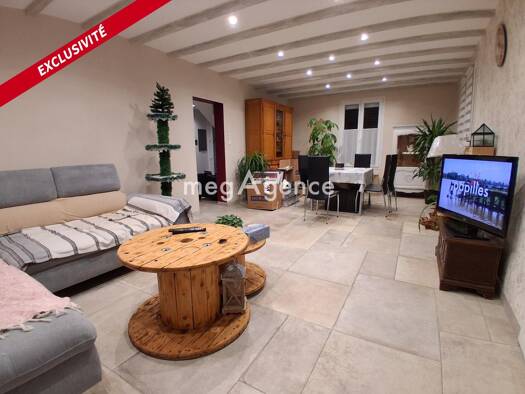 Maison à vendre 254 400 € 5 pièces 4 chambres 156 m² 1 600 m² de terrain Remomeix 88100
