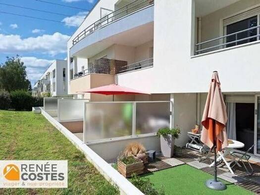 Appartement en viager occupé Bouquet 69 950 € 3 pièces 2 chambres 66 m² RDC/3 Savarières Saint-Sébastien-sur-Loire 44230