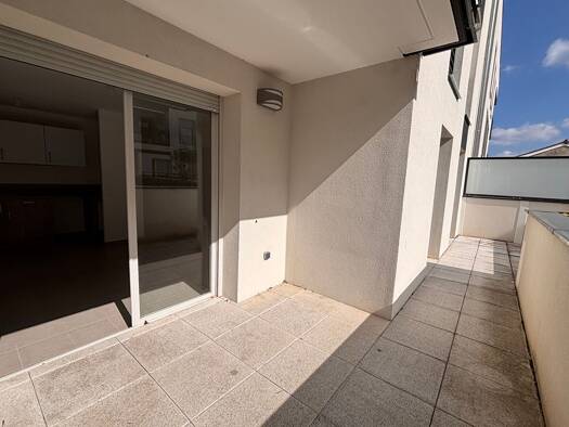 Appartement à louer 905 € 3 pièces 2 chambres 56 m² 1er étage Jean-Moulin Vienne 38200