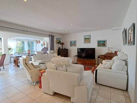 Maison de plain-pied à vendre 540 000 € 5 pièces 4 chambres 127 m² 693 m² de terrain Bouzigues 34140