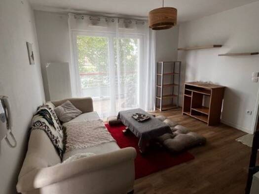 Appartement à louer 780 € 2 pièces 1 chambre Carbon-Blanc 33560