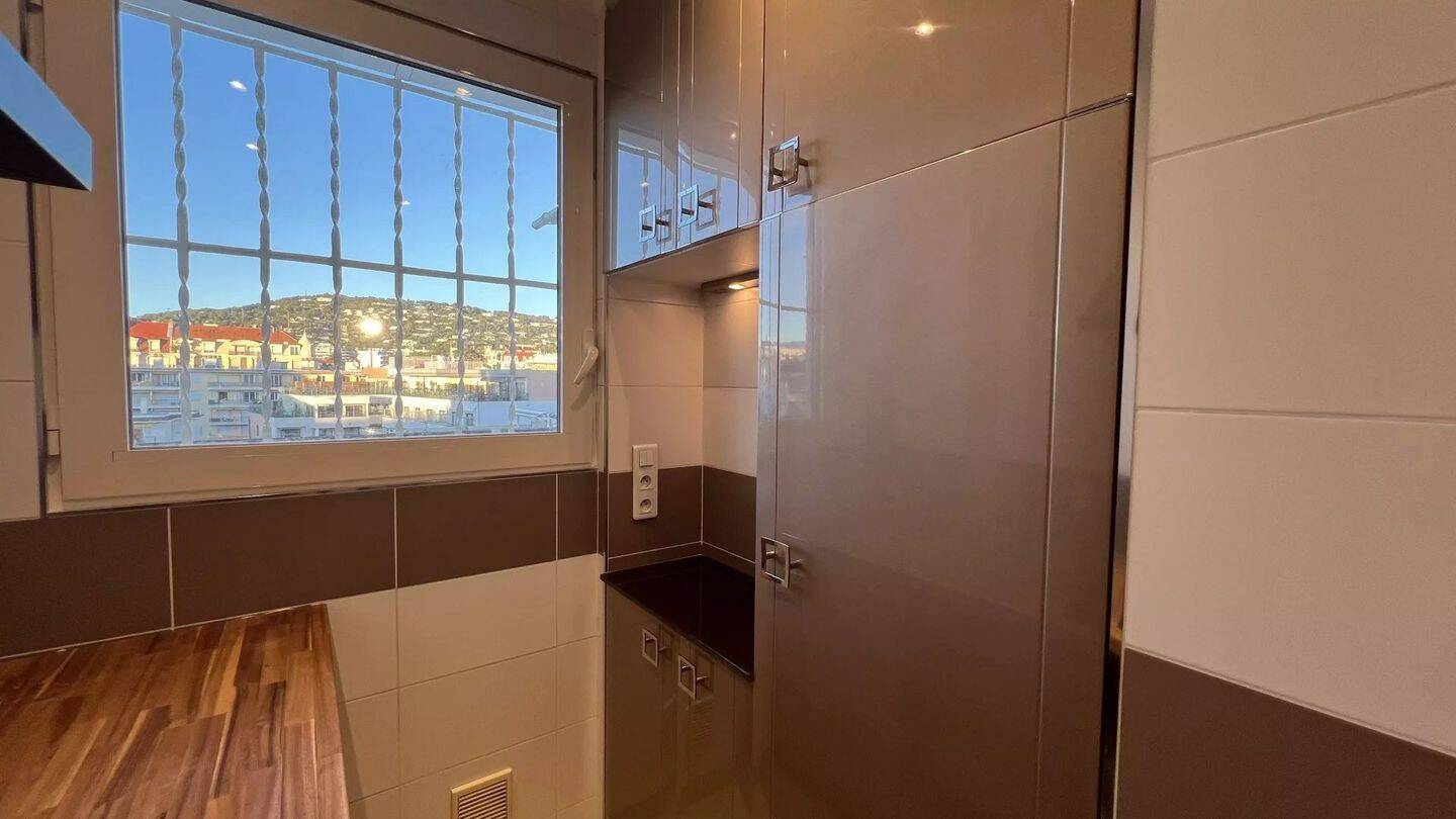 Maison à louer, 51m², CANNES