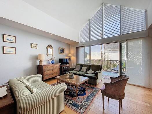 Duplex à vendre 987 000 € 4 pièces 3 chambres 119 m² 1 étages Le Bourrigo-La Nourriguel-Toulhars Larmor-Plage 56260