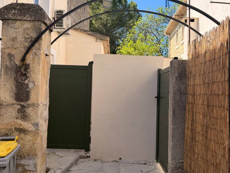 Maison à louer, 25m², GALLARGUES LE MONTUEUX