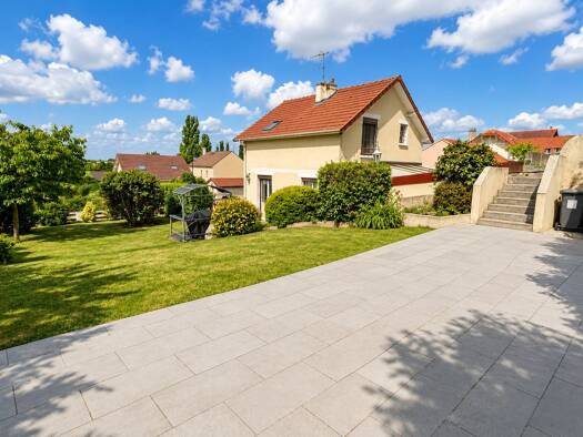Maison à vendre 394 900 € 7 pièces 5 chambres 120 m² 872 m² de terrain Louvres 95380
