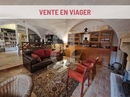Appartement en viager 43 000 € 3 pièces 1 chambre 73 m² RDC Peripherie Nord Est Sud Est Nyons 26110