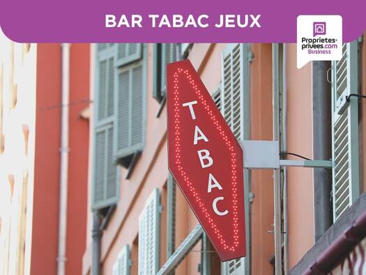 Bar / Café à vendre Fonds de commerce 274 000 € 120 m² d'espace de restauration Centre Chalon-sur-Saône 71100