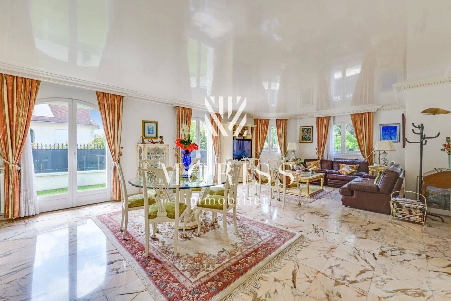 Maison à vendre, 259m², SAINT MAUR DES FOSSES
