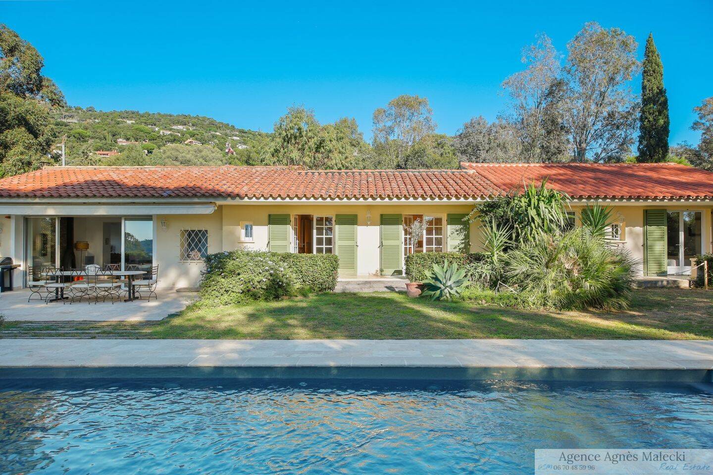 Maison à vendre, 324m², RAYOL CANADEL SUR MER