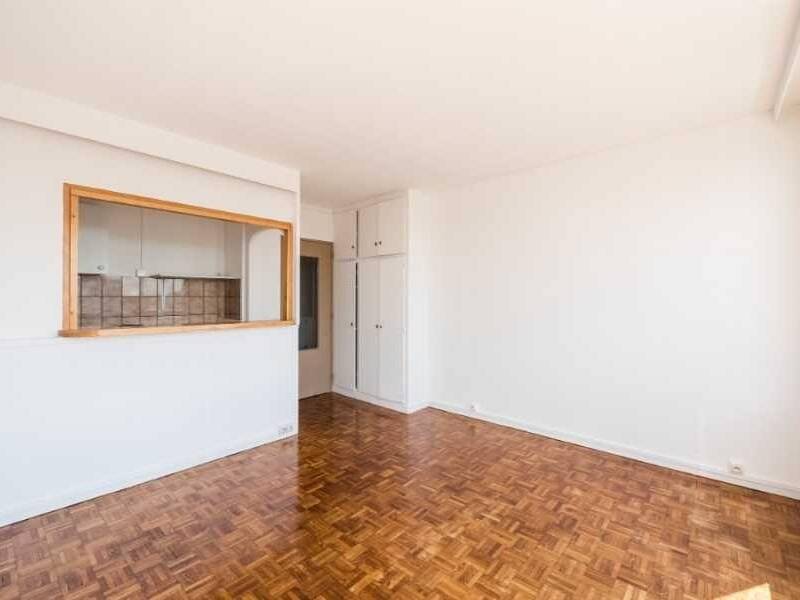 Maison à louer, 26m², SURESNES