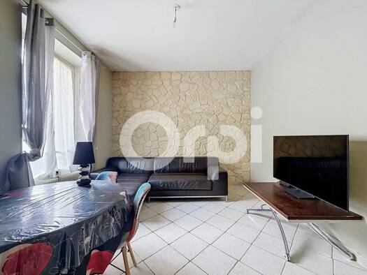 Maison à vendre 130 000 € 3 pièces 2 chambres 42,87 m² 134 m² de terrain Ville Basse-Centre Montereau-Fault-Yonne 77130
