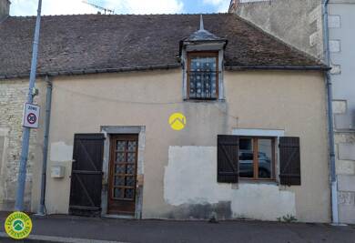 Maison à vendre 57 500 € 7 pièces 2 chambres 95 m² 118 m² de terrain Levet 18340