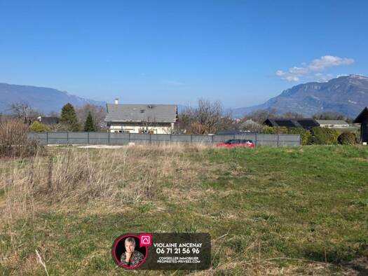 Terrain constructible viabilisé à vendre 209 000 € 722 m² de terrain Montagnole 73000