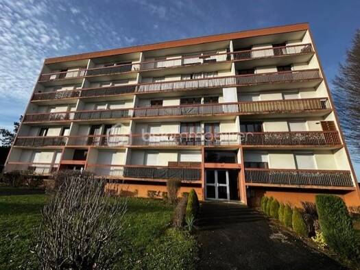 Appartement à vendre 34 000 € 4 pièces 3 chambres 70 m² Étage 4/4 Sud Est Châtillon-sur-Seine 21400