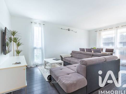 Appartement à vendre 230 000 € 4 pièces 3 chambres 80 m² Étage 3/4 Bornes Aux Dames-Les Fonds-Longues Raies Éragny 95610
