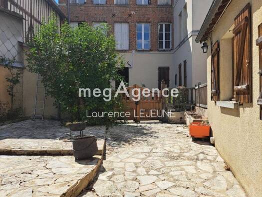 Immeuble à vendre 244 000 € 372 m² Orbec 14290