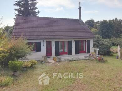 Maison à vendre 142 000 € 4 pièces 3 chambres 100 m² 698 m² de terrain Cours-les-Barres 18320