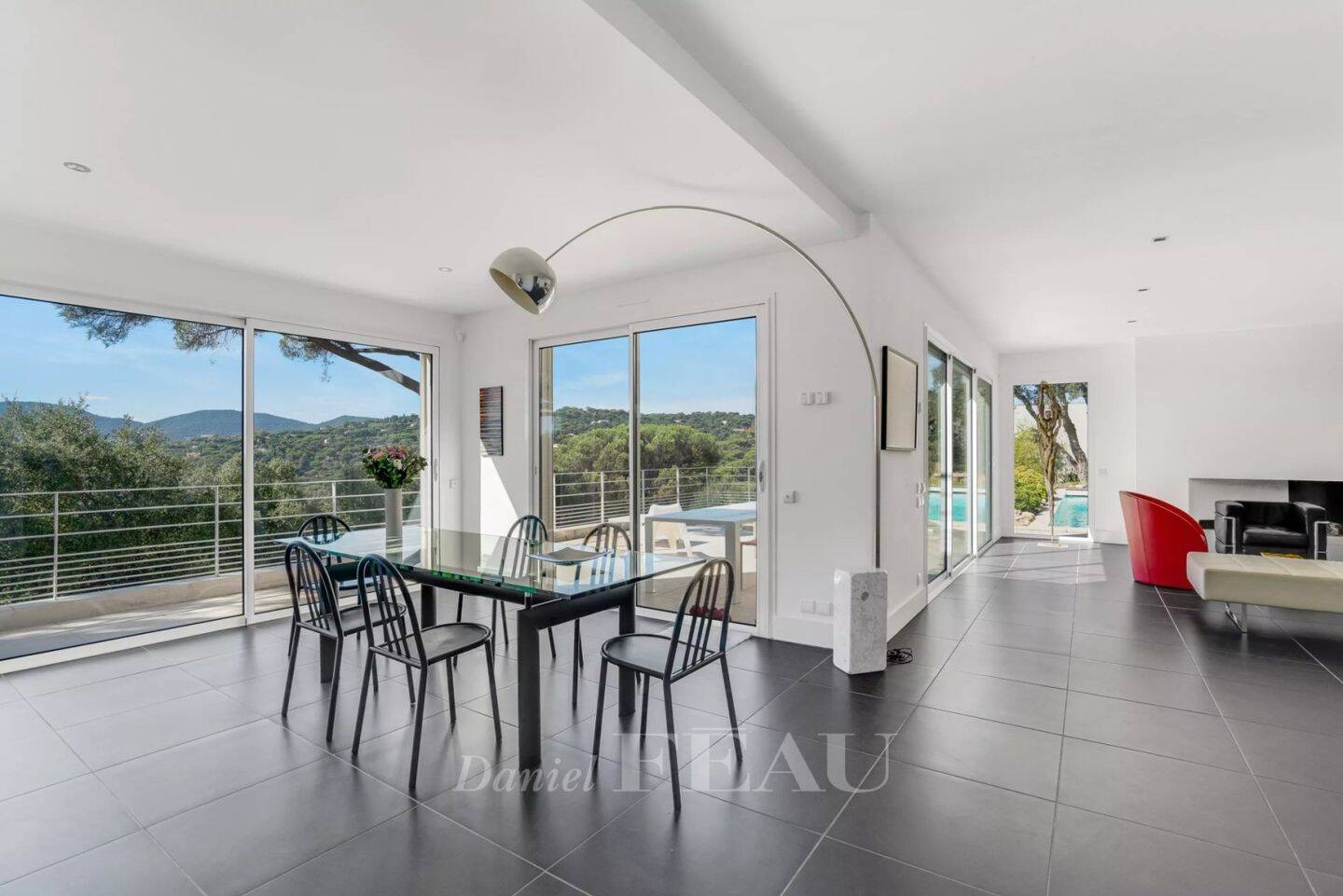 Maison à vendre, 243m², LA CROIX VALMER