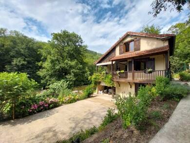 Maison à vendre 220 000 € 3 pièces 2 chambres 74 m² 2 478 m² de terrain Saint-Martin-Laguépie 81170