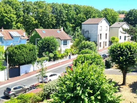 Appartement à vendre 284 000 € 4 pièces 3 chambres 65 m² Étage 4/4 Mont Valérien Nanterre 92000