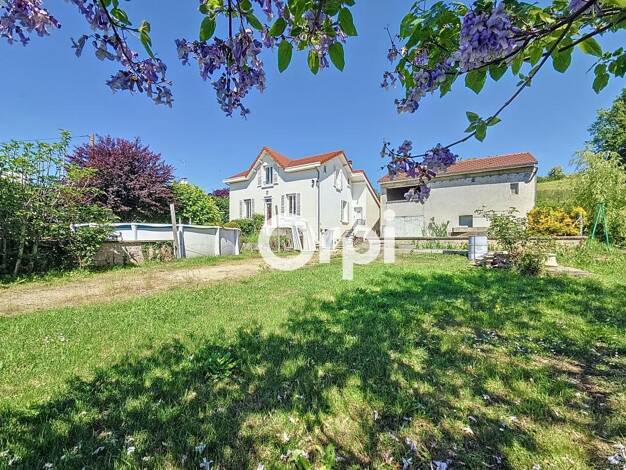 Maison à vendre 339 000 € 4 pièces 3 chambres 160 m² 4 000 m² de terrain Moriat 63340