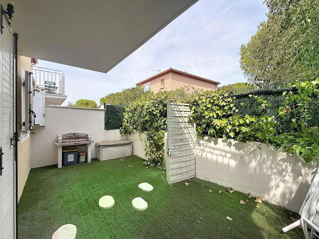 Maison À Louer — 1