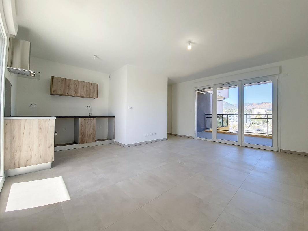 Maison à louer, 62m², AJACCIO