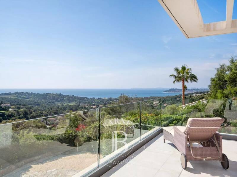 Maison à vendre, 180m², LA CROIX VALMER