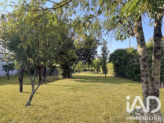 Terrain constructible viabilisé à vendre 105 000 € 526 m² de terrain Charron 17230
