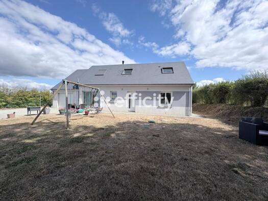 Pavillon à vendre 262 000 € 7 pièces 5 chambres 126 m² 879 m² de terrain Moyon Villages 50860