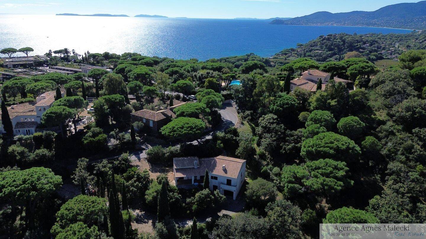 Maison à vendre, 240m², LA CROIX VALMER
