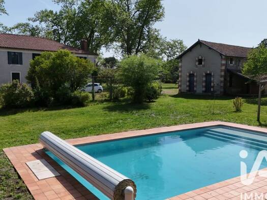 Maison à vendre 633 000 € 10 pièces 6 chambres 388 m² 12 000 m² de terrain Pissos 40410