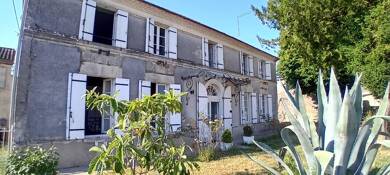 Maison à vendre 192 000 € 6 pièces 4 chambres 173 m² 647 m² de terrain Blaye 33390