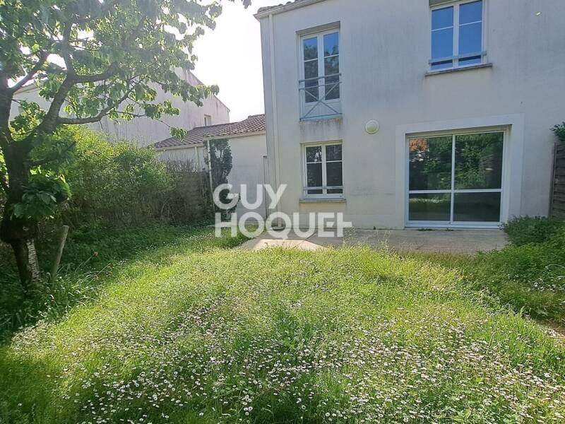 Maison à vendre, 80m², SURGERES