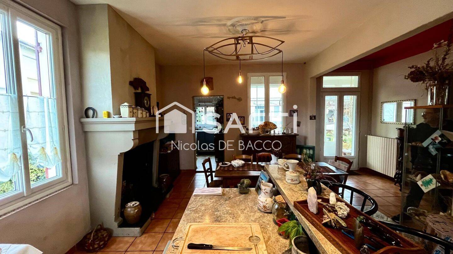 Maison à vendre, 115m², CASTELJALOUX