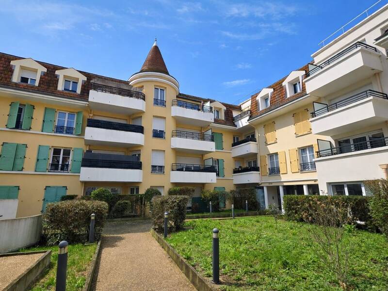 Maison à vendre, 43m², VAUJOURS