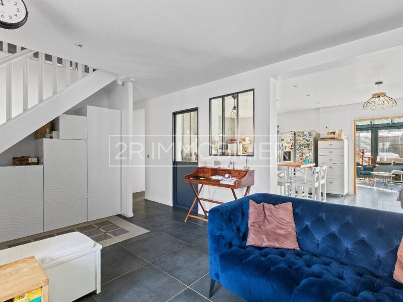 Maison à vendre, 200m², BUSSY SAINT GEORGES