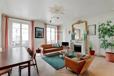 Appartement à vendre 2 300 000 € 5 pièces 4 chambres 131 m² Étage 3/6 Invalides Paris 7ème 75007