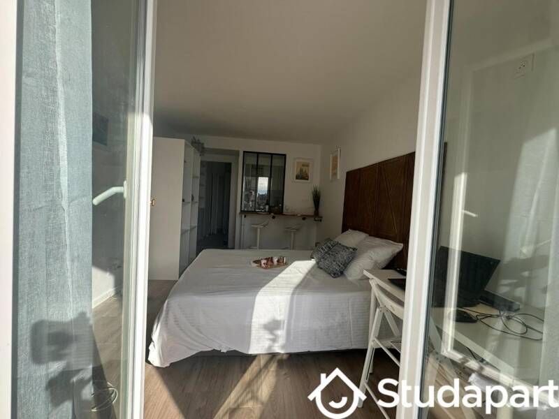 Maison à louer, 27m², PARIS 14E