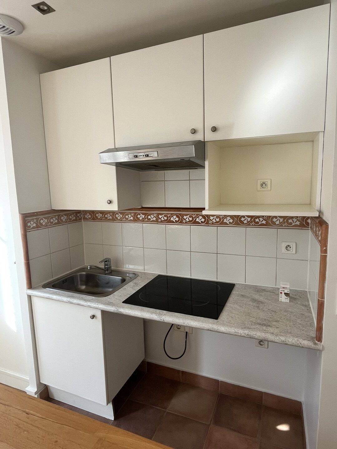 Maison à louer, 35m², ASNIERES SUR SEINE