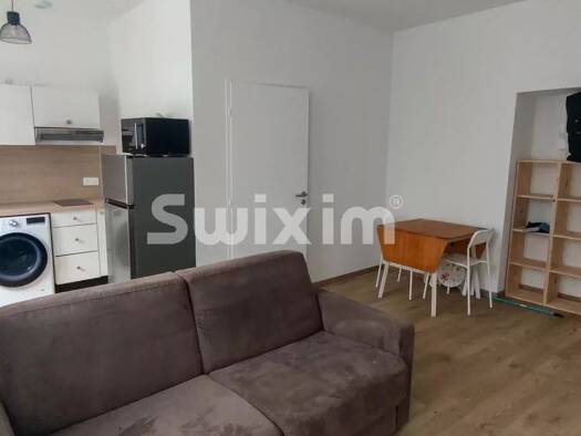 Appartement à louer 560 € 1 pièce 25,8 m² RDC/3 Haut et Dessus Hauts de Bienne 39400
